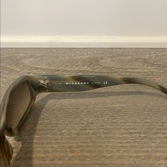 NWOT VTG Burberry 135 8483/S BXCD 57 14 Wmns Olive Nova Check Sunglasses - Picture 4 of 11